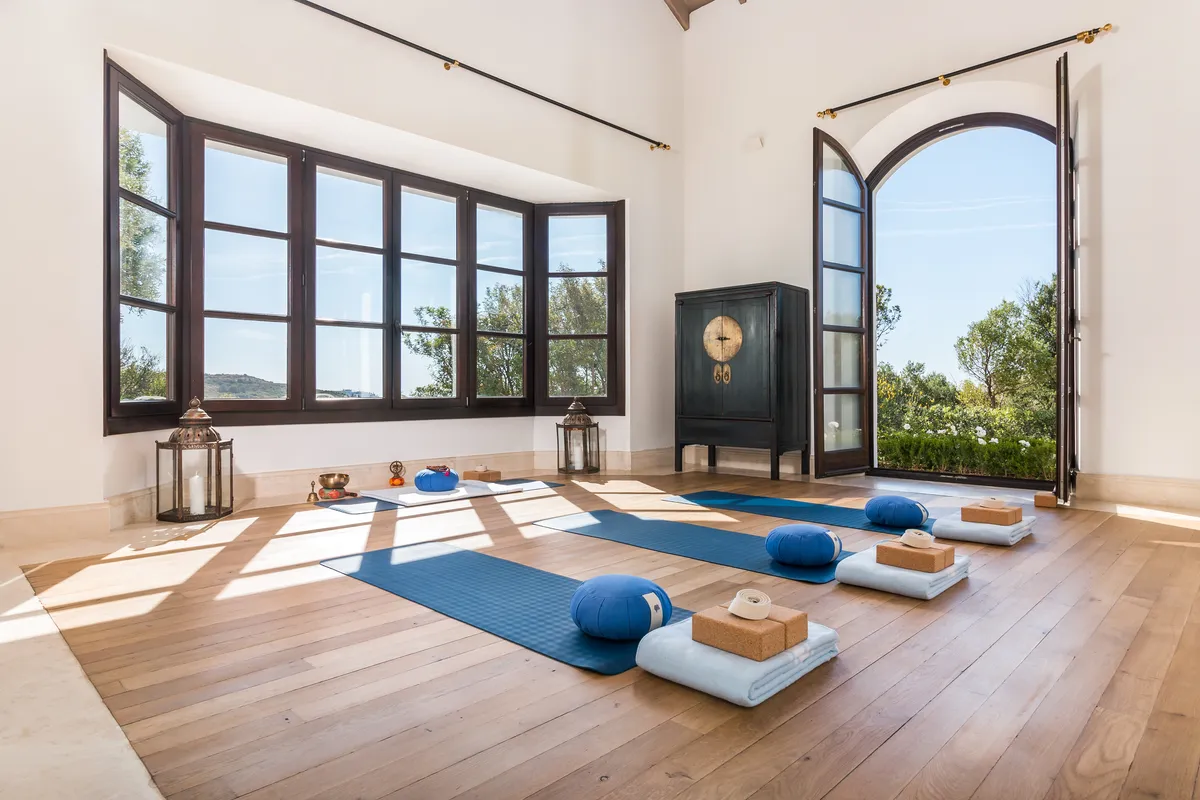 Finca Cortesin - Spa interior with pool