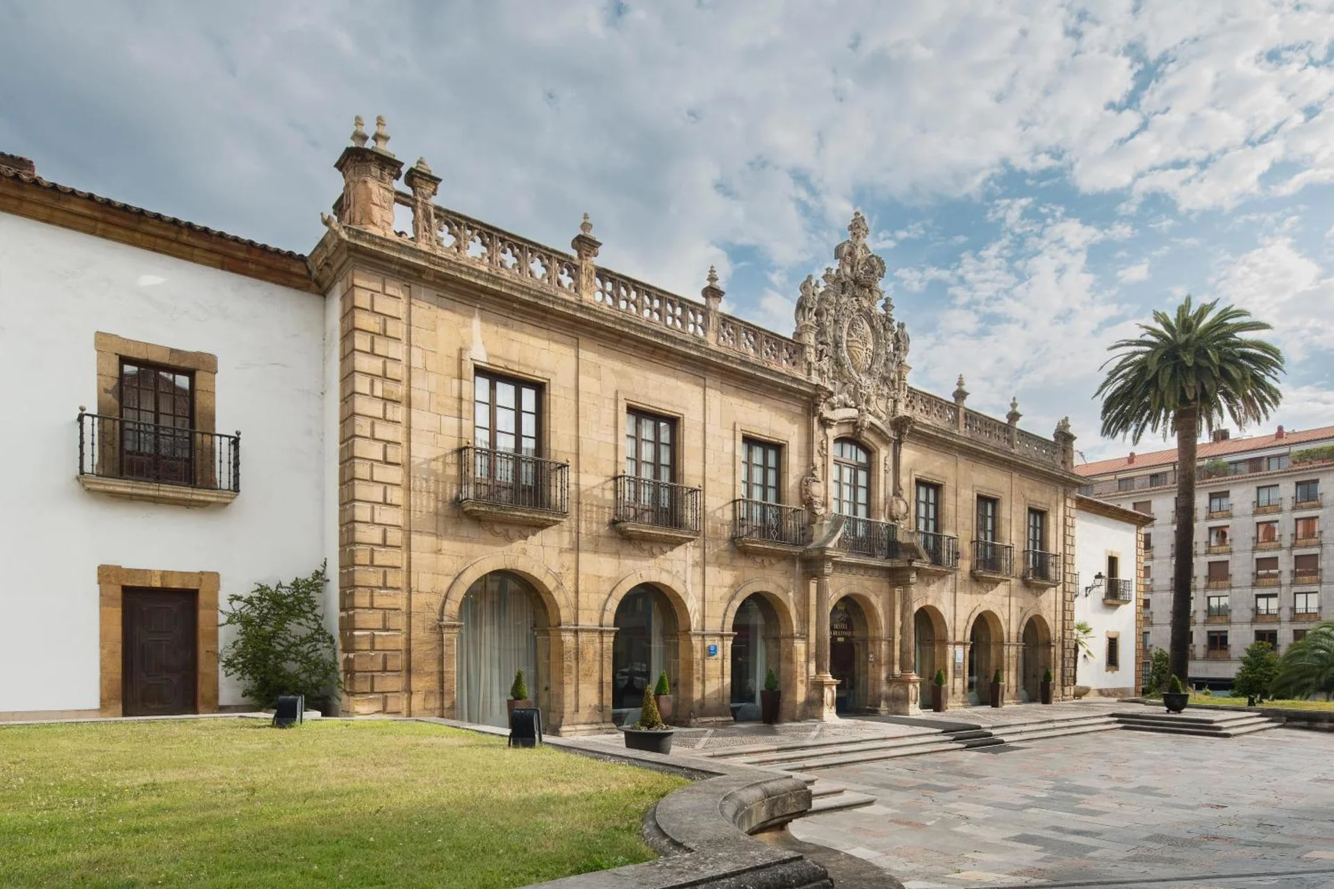 Hotel de la Reconquista