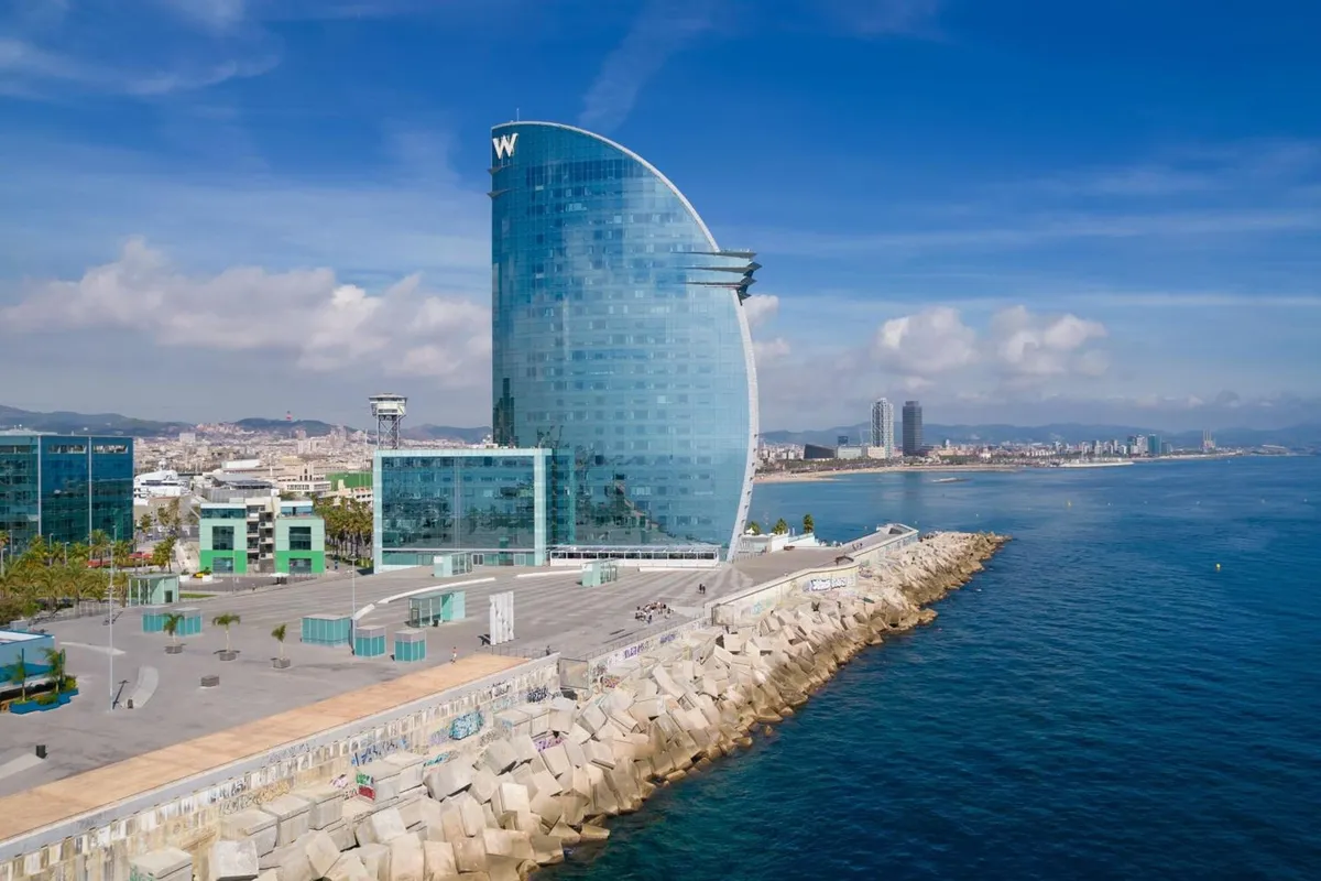 W Barcelona — imagen 4