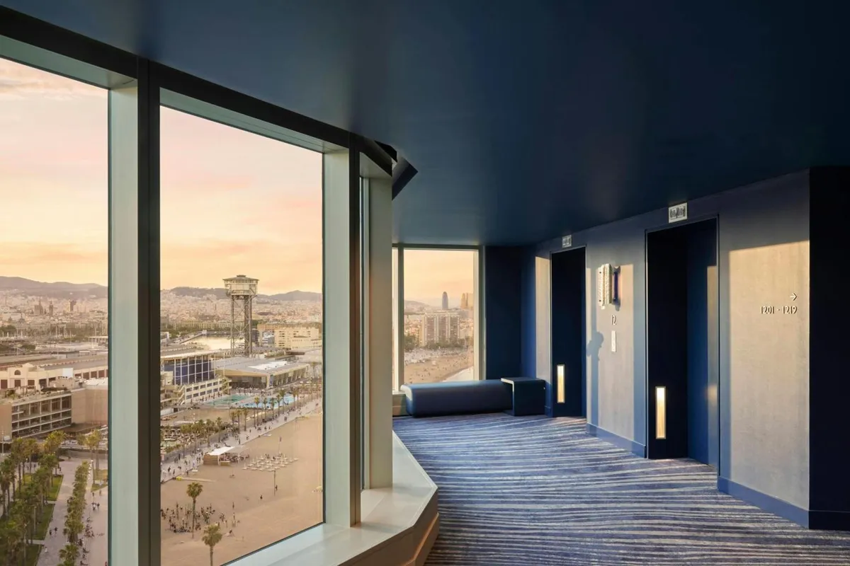 W Barcelona — imagen 5