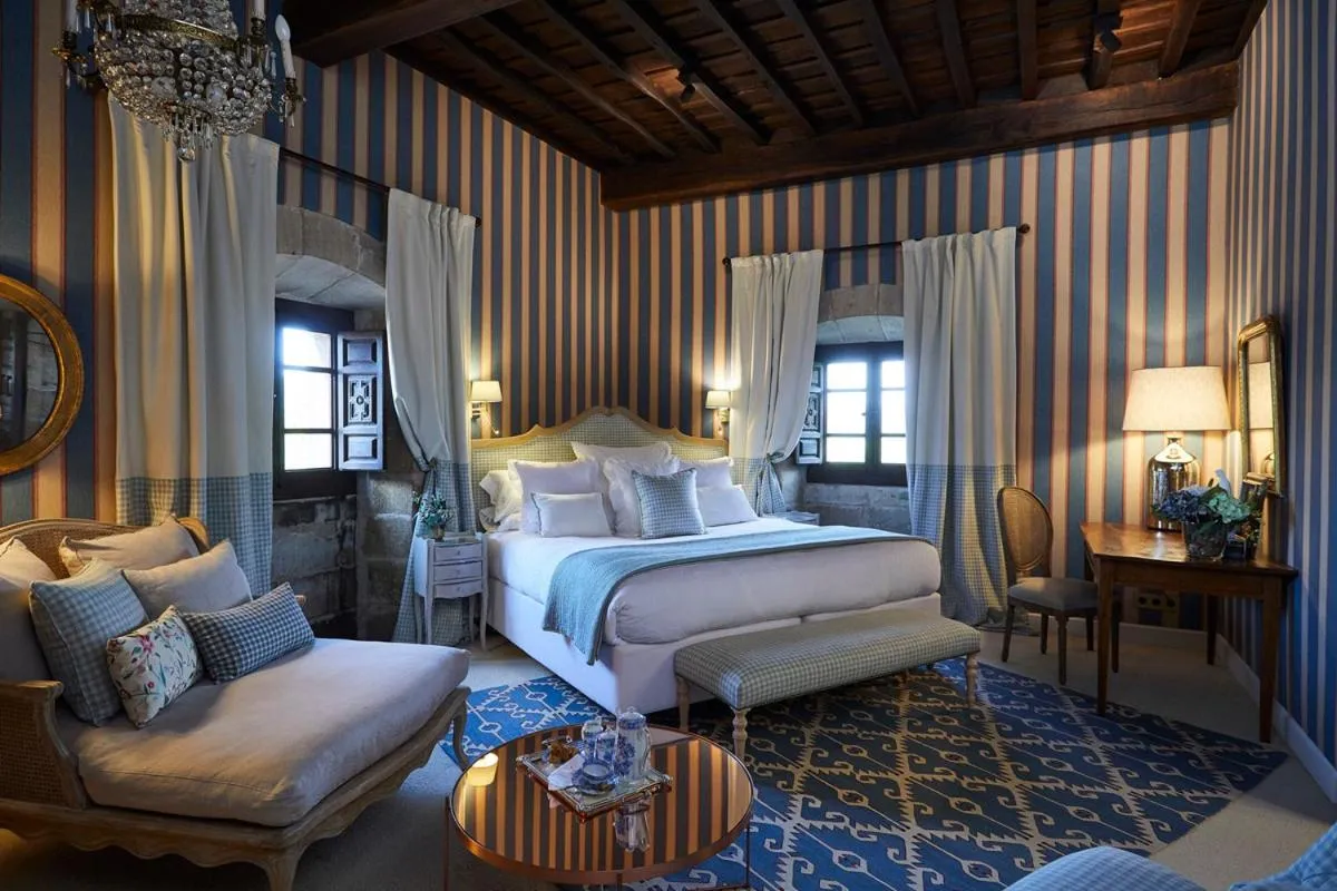 Helguera Palacio Boutique & Antique — imagen 2
