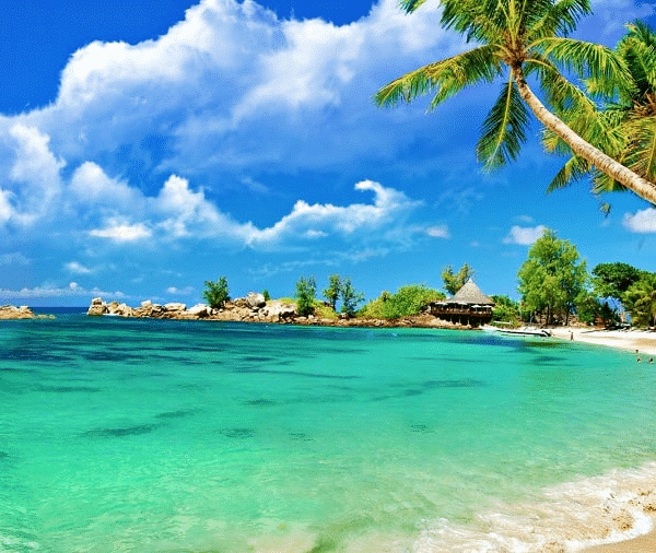 Phu Quoc y Sunset Town: La Ciudad Desierta que Renace al Atardecer