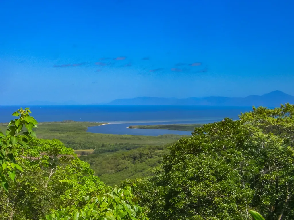 Viewpoint_Daintree_National_Parc_-_Aussichtspunkt_22792907499