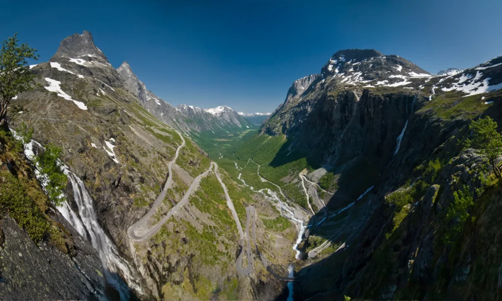 Trollstigen_HochPanno